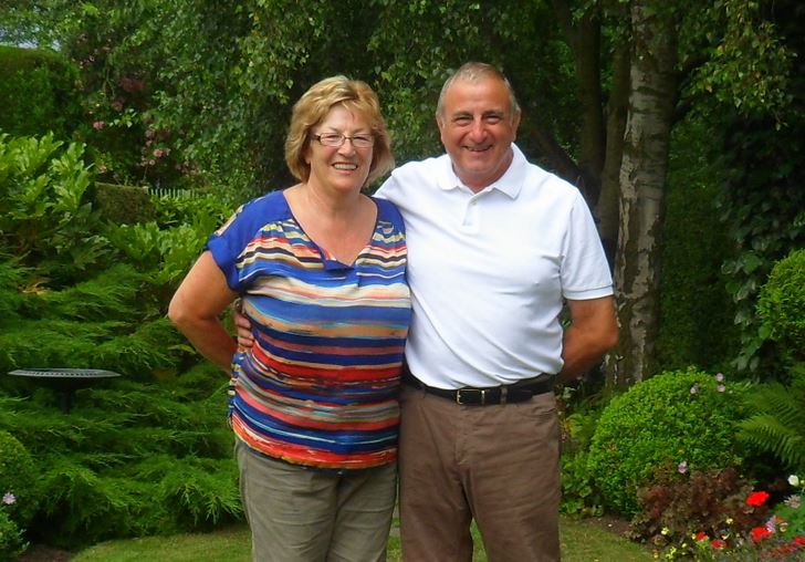 mavis and derek rosindale in garden
