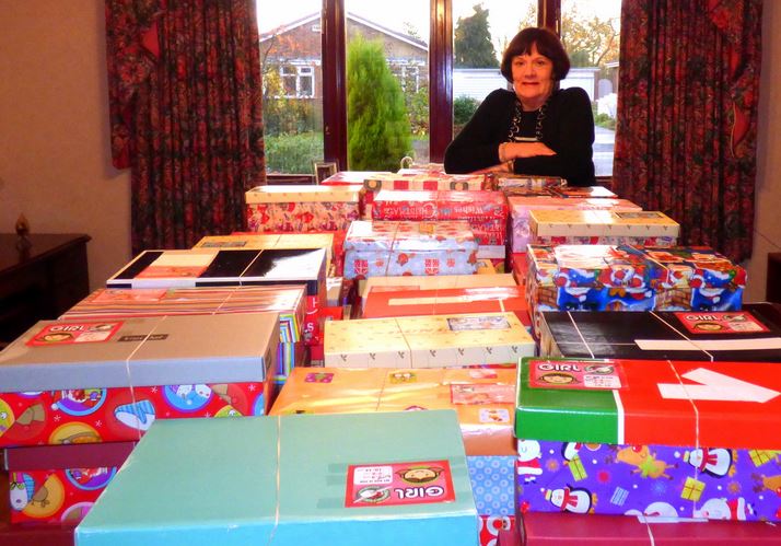 christmas box brenda goldspink