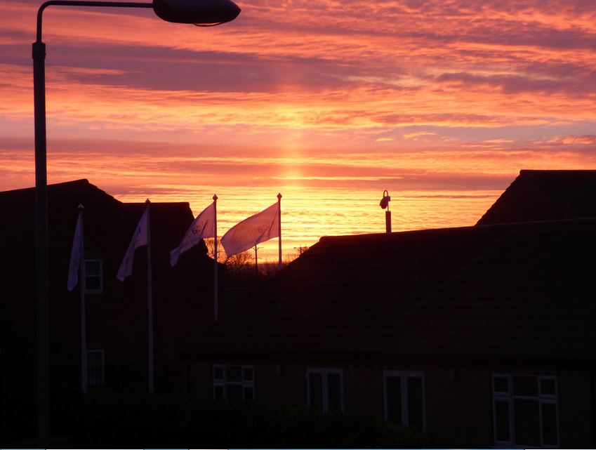 sunrise over holderness grange snip