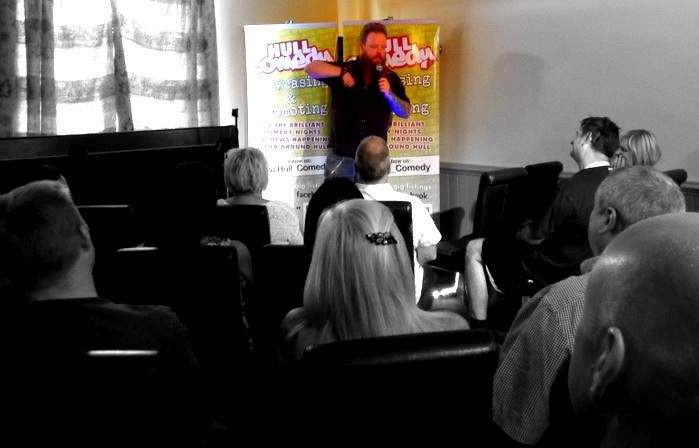 back room comedy crowd e1443165339372