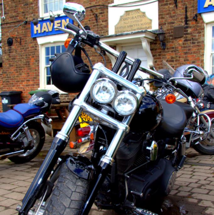 bike outside haven arms snip