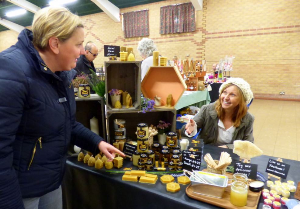 beeloved stall and customer