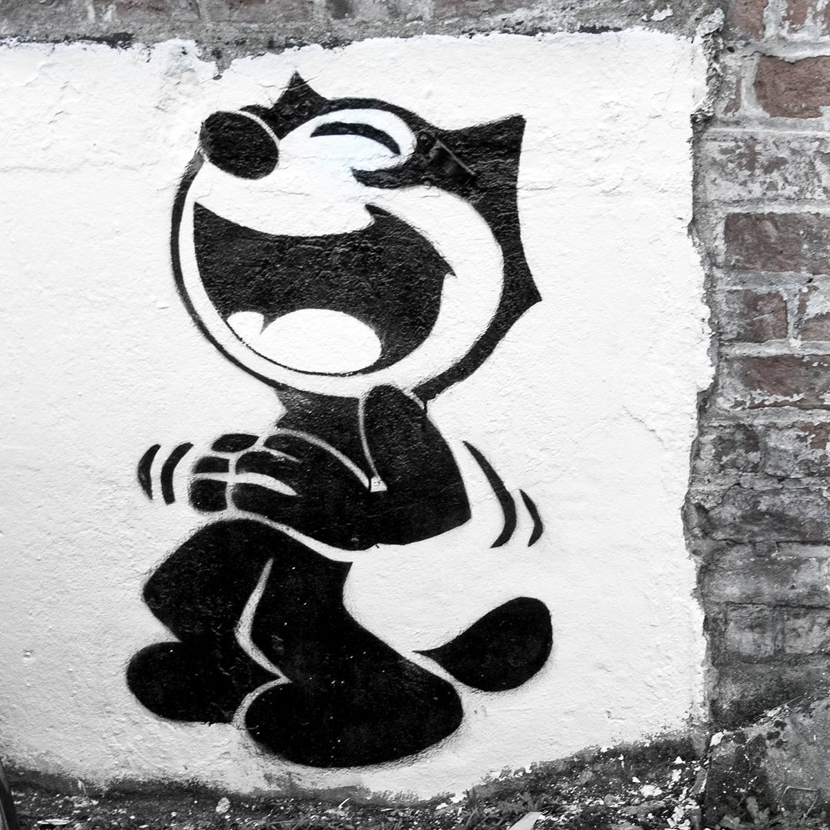 Graffiti Felix Cat laughing web