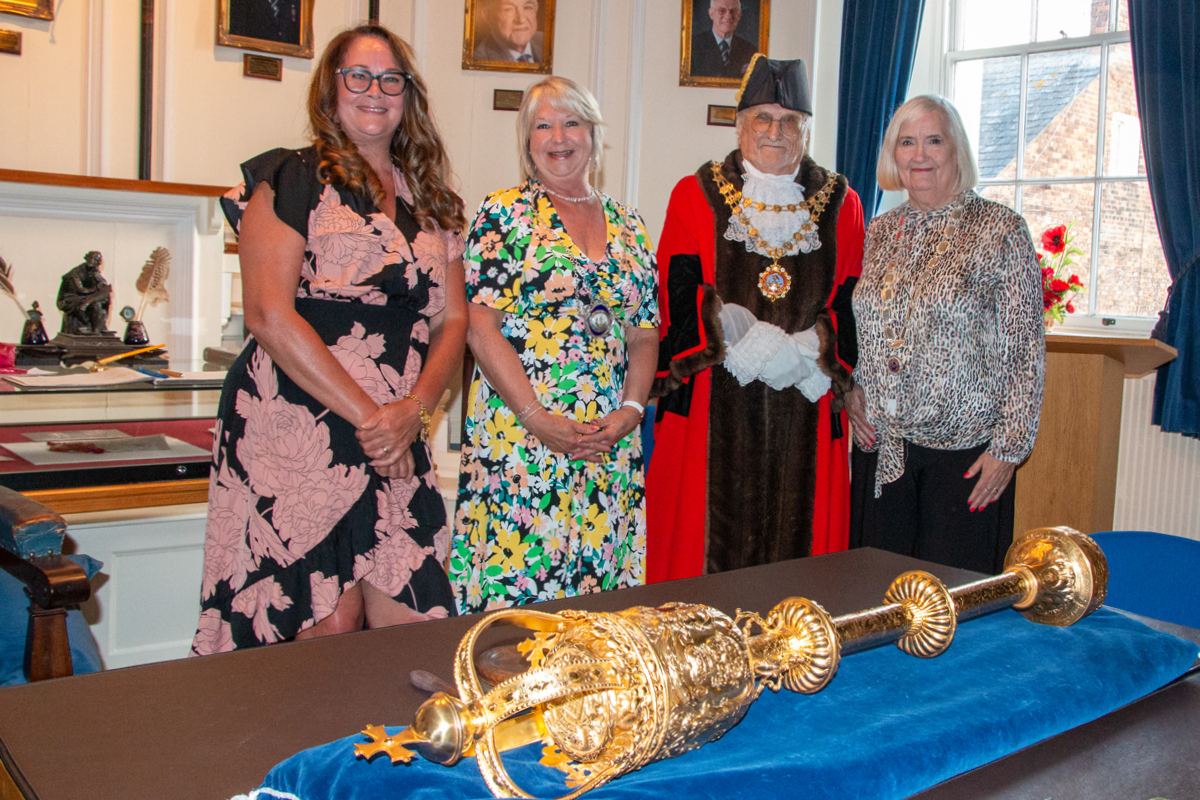 675th Hedon Mayor and Deputy web