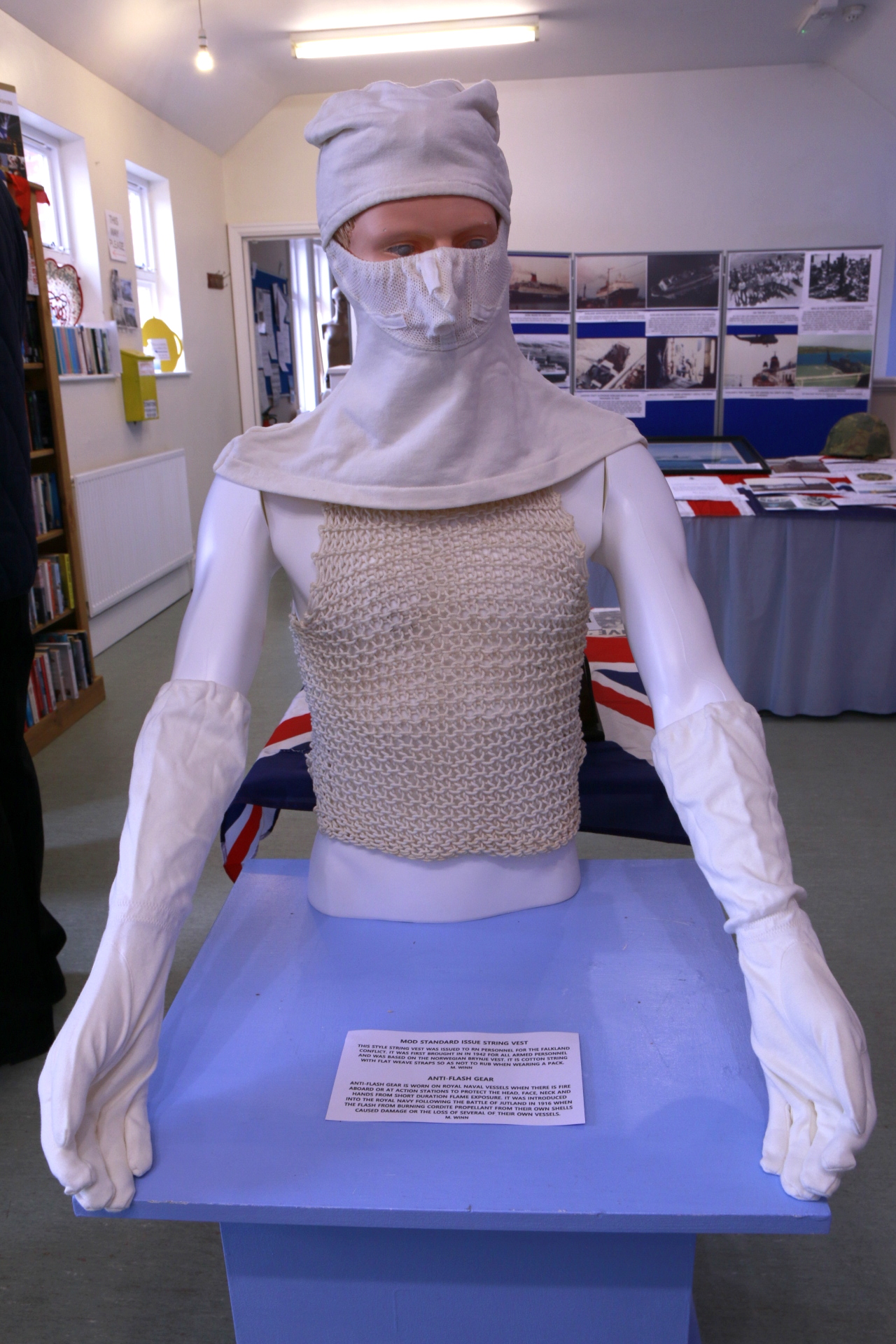 Falklands Hedon Mike Winns vest anti flash gear