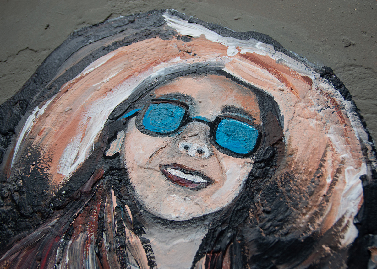 Graffiti girl face web