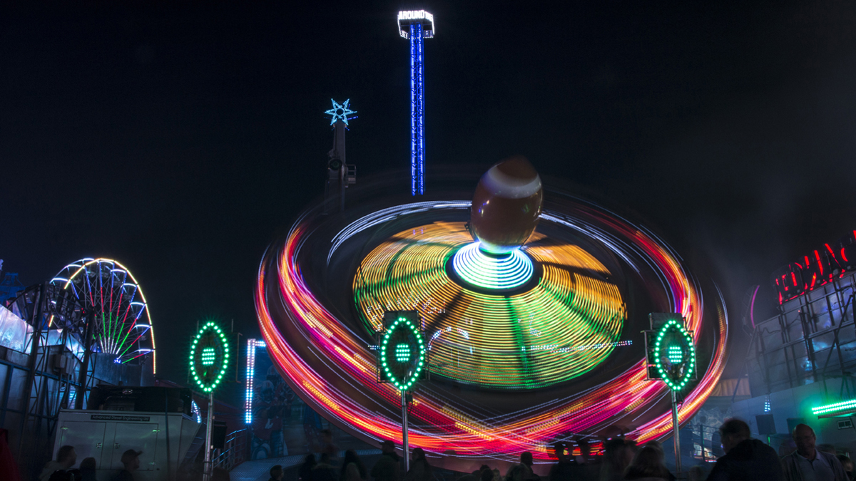 Mexican Hat Hull Fair blur